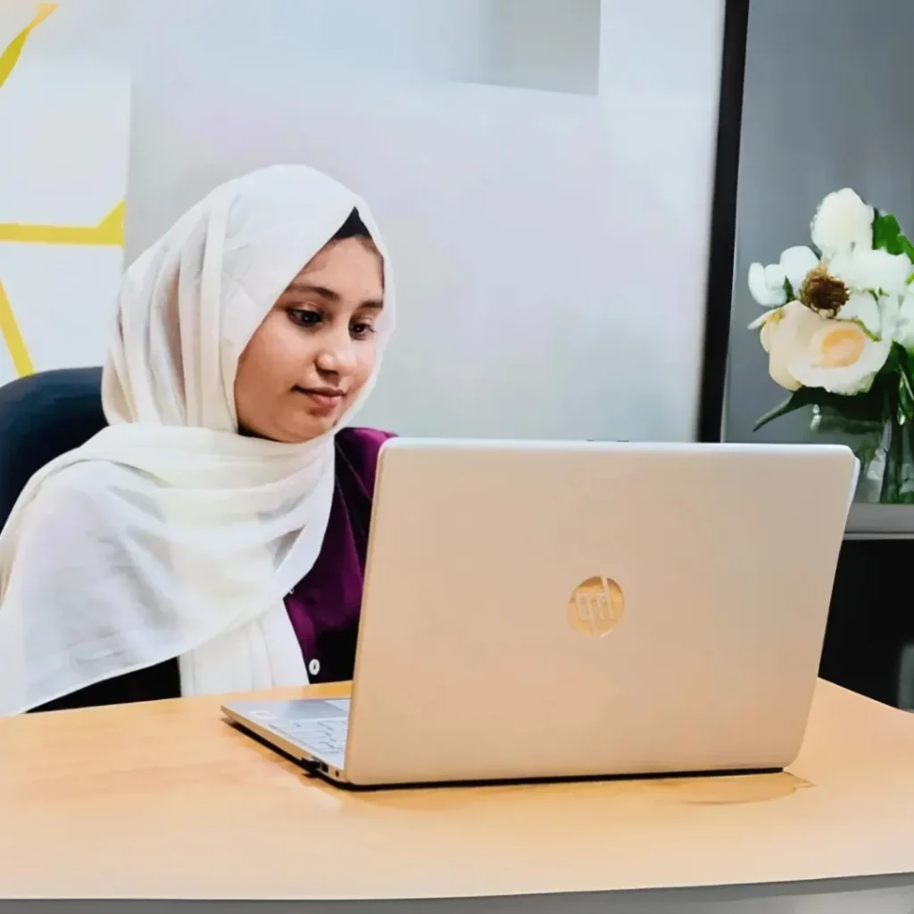 Freelance digital marketer in Dubai | Ajmala Farhath